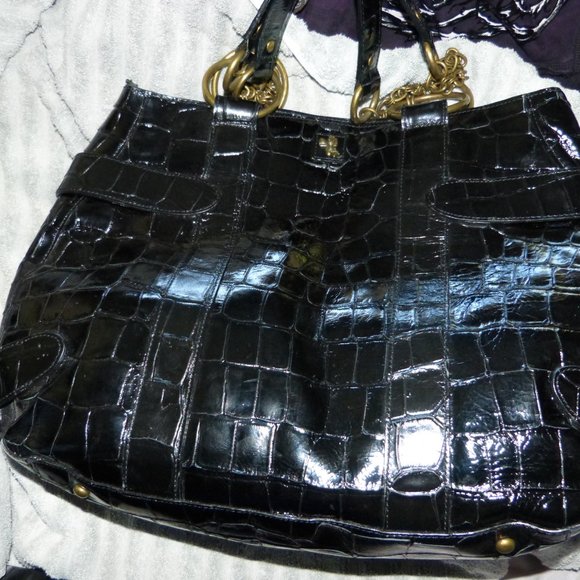 BABEE D LARGE EMBOSSED LEATHER BAG. EUC - Picture 13 of 16